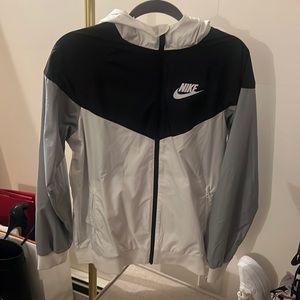 Nike windbreaker kids
